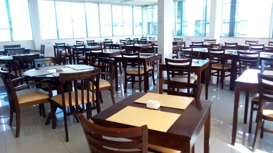 Champs Dumont 公寓式飯店 Macaé